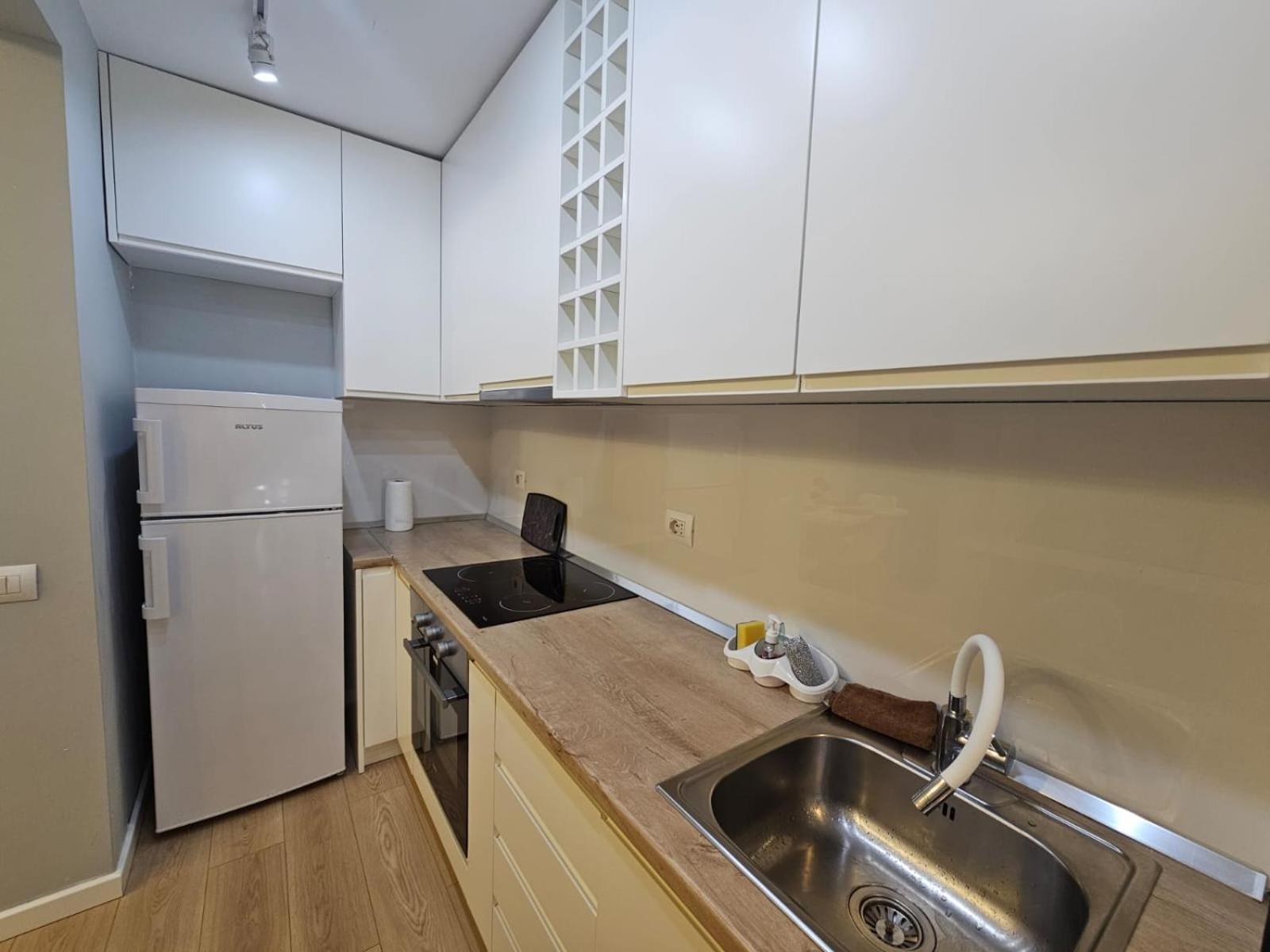 Valentino'S Nest Apartment Тирана Екстериор снимка