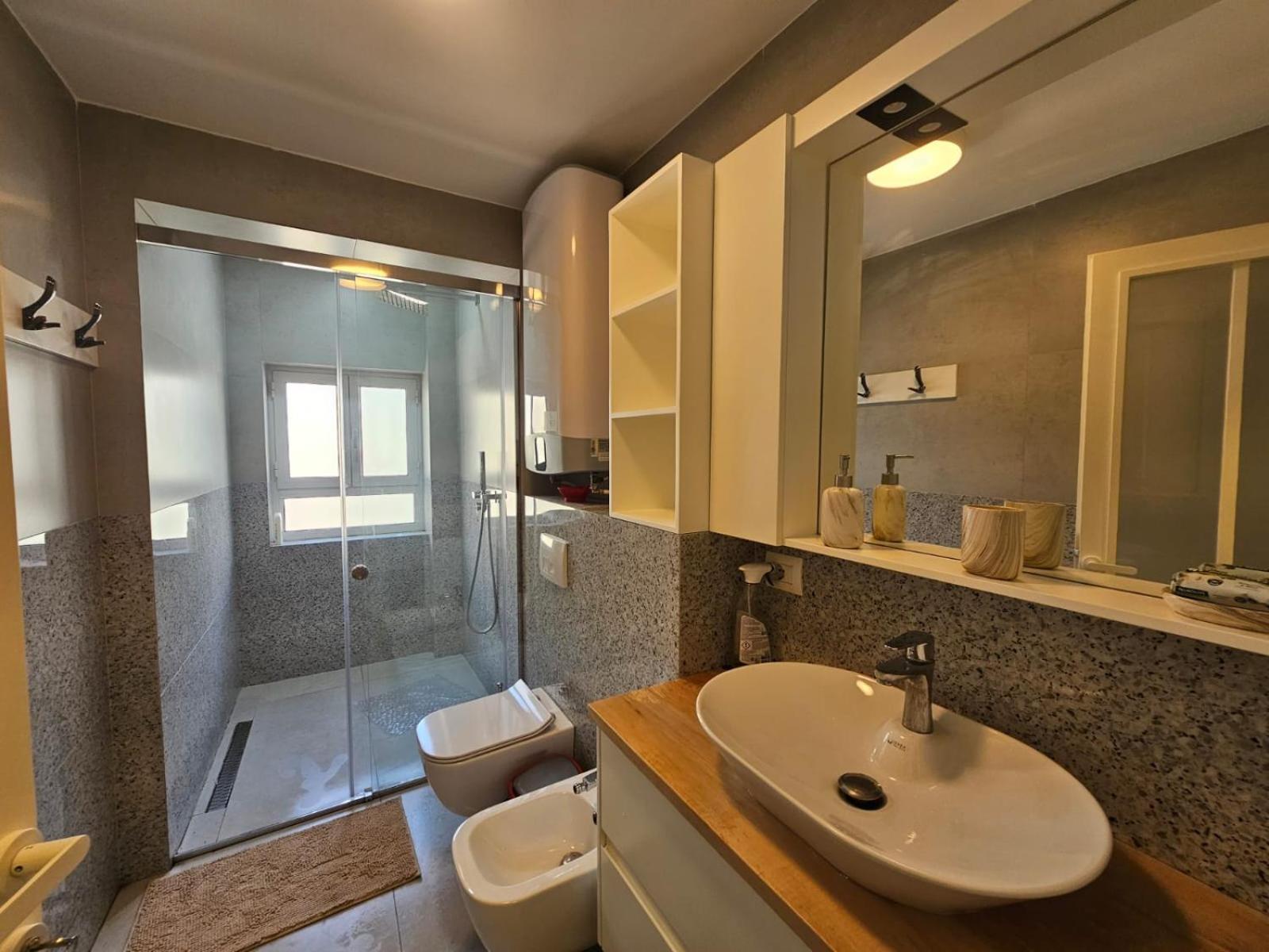 Valentino'S Nest Apartment Тирана Екстериор снимка